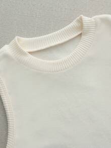 Franclia 时尚新款秋冬无袖针织圆领背心，女士款，时尚显瘦，修身显瘦，是理想的内搭打底衫，柔软舒适，加厚保暖内衬。 - 米色 - 查看 7