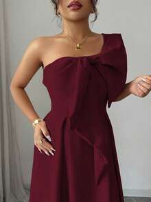 Vestido elegante y romántico con hombro asimétrico y lazo en la cintura en forma de A, adecuado para fiestas, bodas, damas de honor, otoño/invierno, tallas grandes - Burdeos - Ver 6