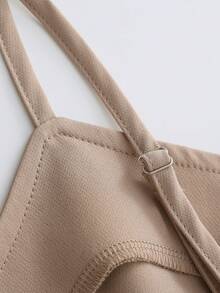 Franclia 休闲卡其色西装外套搭配吊带收腰直筒连衣裙，女士两件套套装，适合春秋季节，商务/休闲场合均可穿着。 - 棕色 - 查看 3