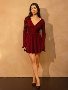 Andrea Bello 1pc Solid White Minimalist Daily Sexy Deep V-Neck Long Sleeve Ruffle Cuff Fitted Waist Mini Dress, Autumn/Winter - Burgundy - View 6