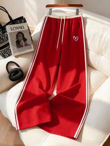 GlowEve Pantalon large à blocs de couleur avec broderie en forme de cœur pour femmes, style de mode casual pour les trajets quotidiens, convient pour un rendez-vous de la Saint-Valentin, style de rue français vintage polyvalent pour les fêtes du Nouvel An, rouge, nouveauté de début de printemps/automne, pantalon de sport - Multicolore - Voir 3