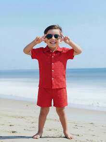 SHEIN 男童纯色 Polo 领衬衫搭配短裤套装，夏季 - 紅色 - 查看 2