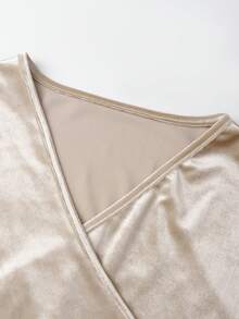 GlowEve Đầm midi nữ bằng nhung phối màu, eo xếp ly, xẻ tà, thanh lịch, thích hợp cho đi làm hàng ngày, thời trang, nghỉ lễ, phong cách đường phố Pháp, cổ điển, đa năng, phù hợp cho ngày Valentine, hẹn hò, tiệc tùng, năm mới, phối màu kaki đen, tay dài, đầm mới cho đầu xuân/thu. - Nhiều màu - Xem 5