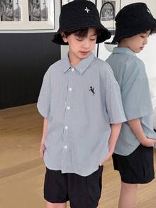 Little Byeori Bộ 2 áo sơ mi tay ngắn cổ bẻ kẻ sọc đơn giản, thoải mái, thời trang cho bé trai tuổi teen, phù hợp cho mùa xuân và mùa hè. - Đen và trắng - Xem 9