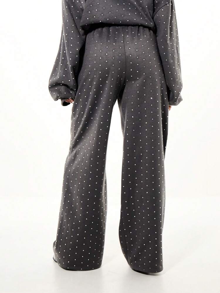 SUMWON WOMEN Oversized Wide Leg Rhinestone Joggers