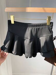 SHEIN EZwear Culotte de mujer de cintura elástica y bajo con volantes de unicolor - Negro - Ver 3