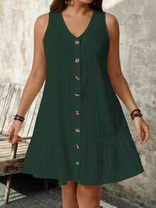 SHEIN PETITE Plus Size Sleeveless V-Neck Textured Fabric Dress - Dark Green - View 7