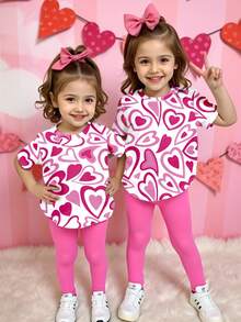 SHEIN Playful Pals 2件套女婴休闲爱心印花短袖T恤和打底裤套装，舒适日常穿着，适合夏季和秋季穿着。女婴爱心套装，12个月女童粉色套装，幼儿打底裤套装，粉色幼儿套装，幼儿粉色爱心印花套装 - 彩色 - 查看 3