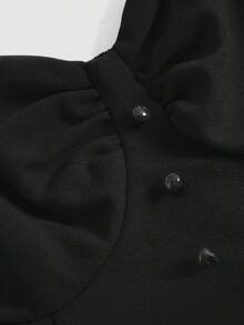 SHEIN MOD 大码女式无袖褶皱胸前纽扣装饰下摆连衣裙 - 黑色 - 查看 3
