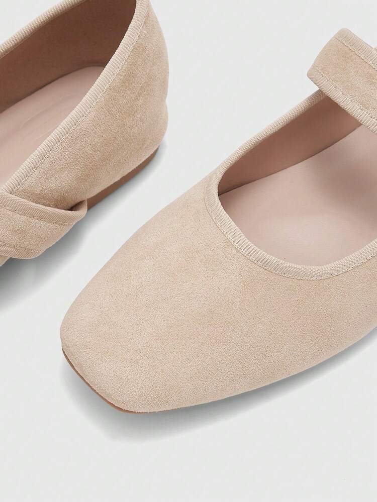 CUCCOO BIZCHIC Women's Casual Versatile Commute Buckle Flats