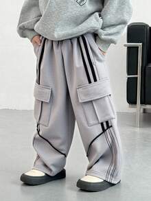 Genkimix Kids Jeune garçon Mode décontractée Streetwear Pantalon cargo à jambe droite ample avec décoration de ruban bicolore en polaire, Noir, Convient pour l'automne/l'hiver - Gris - Voir 5