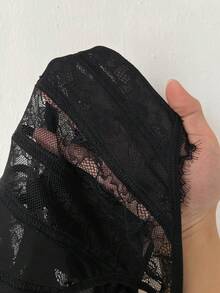 Viva Relle 女士法式优雅奢华简约高端休闲度假镂空网纱性感拼接舒适吊带连体衣，适合毕业派对、节日活动、度假、约会、情人节等场合。 - 黑色 - 查看 7