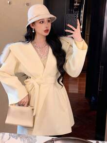 DAZY Women's Elegant Wool Collar Belted Overcoat, Autumn/Winter - White - View 3