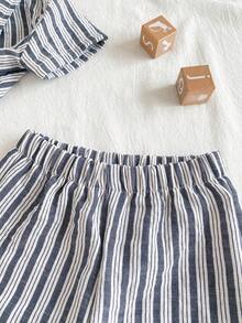 SHEIN Vintaside Kids 男婴夏季条纹纽扣短袖衬衫和短裤两件套 - 黑與白 - 查看 6