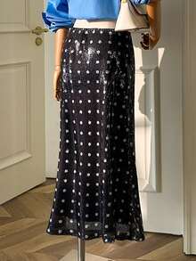 Muvela 女士中长款亮片波点半身裙，复古优雅风格，适合下午茶、朋友聚会、约会、情人节等场合，时尚别致，是秋季必备的百搭单品，也适合圣诞节、浪漫场合、生日派对等场合。 - 黑色 - 查看 3