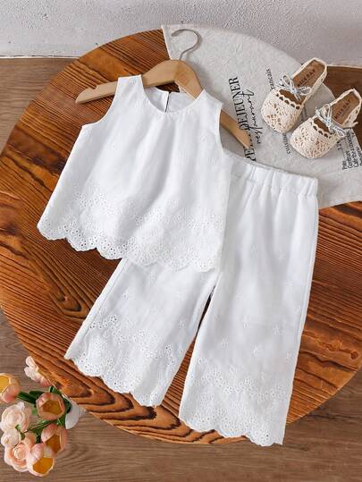 2 st vita babyflickkläder, ärmlös topp och vida byxor med fina ihåliga broderier, fräsch och elegant stil, lämplig för babyflickor vardagskläder, sött, moderiktigt, bekvämt och enkelt sommarset