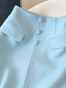 GlowEve 藏蓝色束腰A字直筒半身裙，前开衩设计，配有仿口袋，尽显优雅职业风范，适合职场、教师、独立日、网络星期一、万圣节、双十一购物节、返校派对、单身派对、节日、平安夜、感恩节、圣诞节、秋季等场合穿着。新款时尚中长开衩半身裙，饰有纽扣。