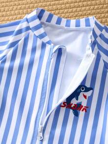 SHEIN 2pcs/Set Unisex Baby Clothes, Baby Boy Summer Casual Vacation Blue & White Striped Shark Print Romper And Hat, Suitable For Beach, Pool, Spa Swimming - Multicolor - View 6