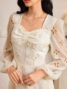 Modelyn 女士刺绣优雅收腰灯笼袖中长连衣裙，适合派对和活动 - 杏色 - 查看 7