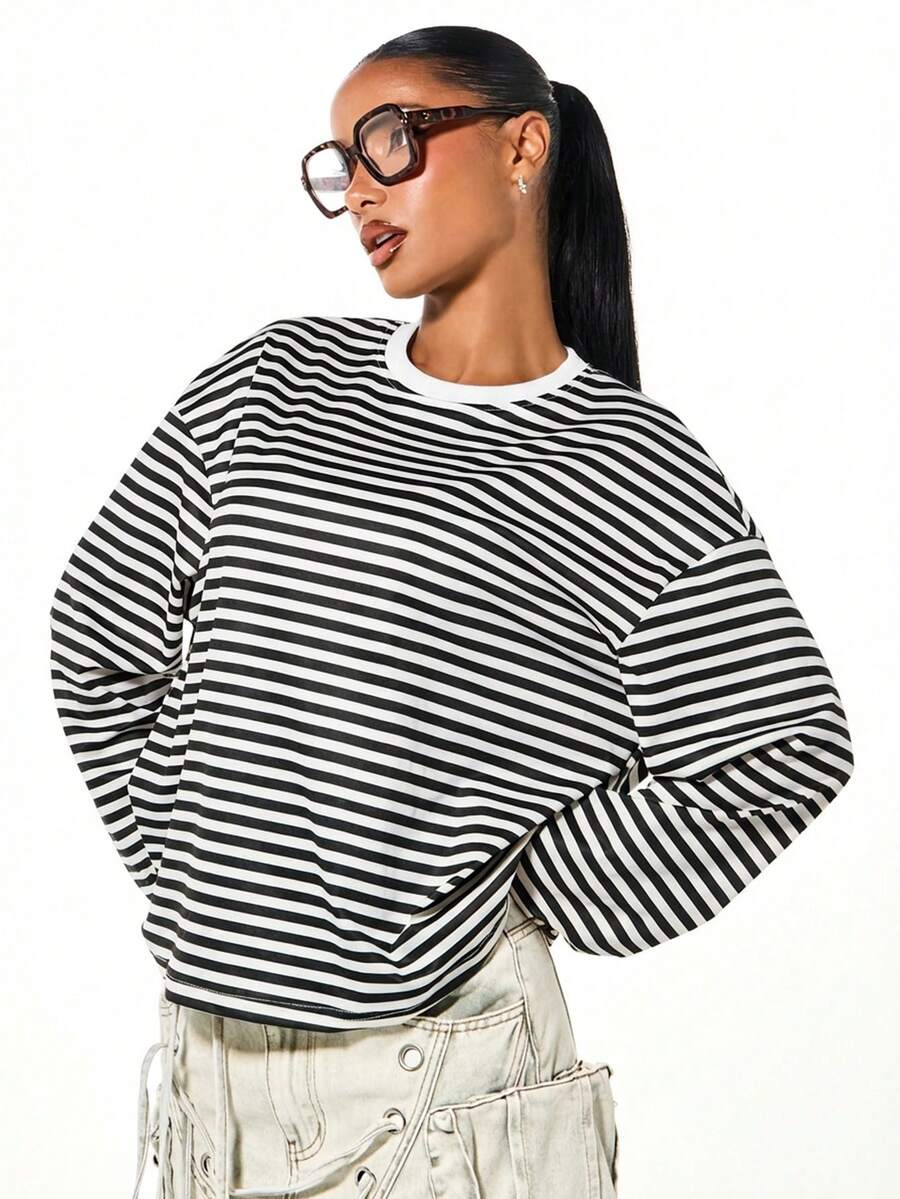 SUMWON WOMEN 长袖条纹T恤，休闲宽松圆领上衣，秋冬日常穿搭必备单品 - 黑與白 - 查看 1