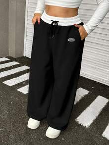 SHEIN PETITE CURVE 大码女式字母印花抽绳腰带口袋阔腿休闲宽松运动裤，适合毕业季、返校季穿着，也适合教师穿着。 - 黑色 - 查看 6