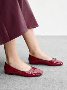 CUCCOO BIZCHIC 女士休闲百搭通勤简约日常平底鞋 - 酒紅色 - 查看 5