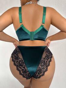 DesireSculpt 1pc Plus Size Lace Patchwork Wireless Bra - Green - View 7