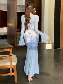 DAZY 两件套女士印花吊带连衣裙和喇叭袖罩衫套装 - 藍色 - 查看 3