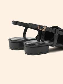 CUCCOO BASICS 女士尖头搭扣设计时尚高跟鞋，适合日常穿着 - 黑色 - 查看 10