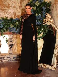 Aureia 优雅奢华薄纱长袖亮片刺绣不对称肩部褶皱设计亮片雪纺多层美人鱼裙摆连衣裙，适合庆典、婚礼、晚宴、音乐会、商务活动、派对、网红活动等场合。 - 彩色 - 查看 7