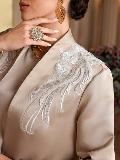 Al Najma 女士亮片水钻装饰阿拉伯长袍