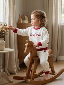 SHEIN 2 piezas Conjunto de niña bebé dulce y lindo con parte superior de sudadera de manga larga con cuello redondo y estampado de cerezas rojas y blancas, y pantalones de chándal con cintura elástica, de textura suave y gruesa, cómodo, para Navidad, Año Nuevo, fiestas, uso diario, primavera, otoño e invierno - Blanco - Ver 10