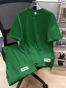 SHEIN 2件套青少年男童休闲宽松舒适织唛装饰短袖上衣和短裤套装，适合春夏穿着 - 墨綠色 - 查看 3