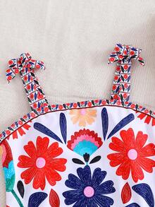 SHEIN Tween Girl White Tropical Beach Ditsy Floral Print Bow Decor One-Piece Swimsuit,Boho Summer Vacation Holiday Mom And Daughter Sisters Matching Style - Red - View 3
