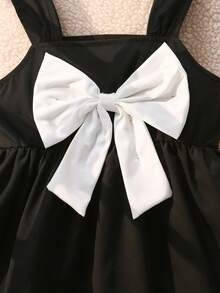 SHEIN Playful Pals 1pc Baby Girls Sweet Princess Elegant Black And White Dress,Large 3D Bowknot Decor Sleeveless Square Neck A-Line Party Sundress For Birthday Summer - Black and White - View 3