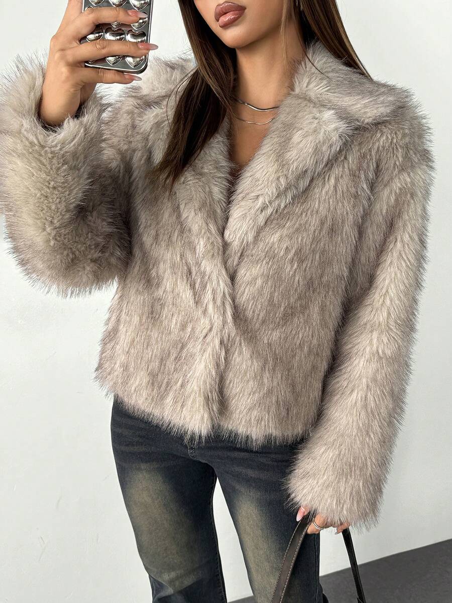 SHEIN PETITE 女士纯色翻领长袖宽松仿皮草外套 白色皮草外套 秋冬款 - 杏色 - 查看 1