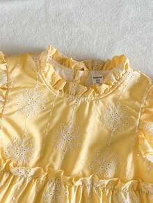 SHEIN 1件女童镂空纹理面料立领A字度假连衣裙，春夏款 - 黃色 - 查看 7