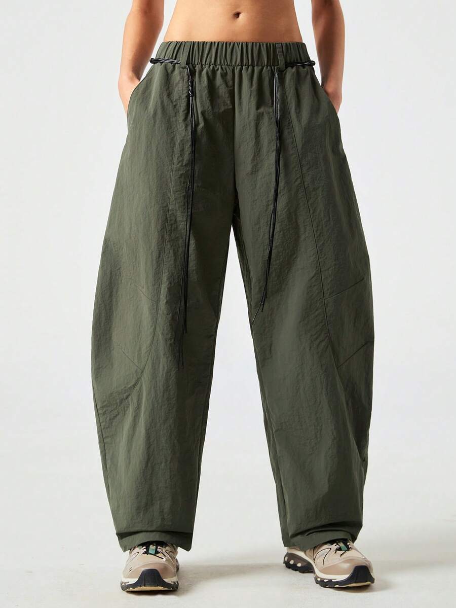 Chiquease 女士纯色弹力腰时尚百搭锥形裤腿宽松休闲裤，女士休闲户外运动弹力腰开衩裤宽松弧形裤，休闲运动裤，宽松工装裤，锥形裤脚。适合日常通勤和休闲穿着的百搭长裤，春夏女士必备。 - 軍綠色 - 查看 1