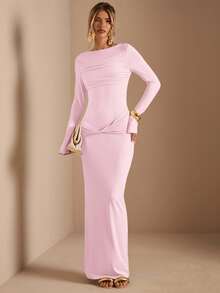 SHEIN BAE 杏色长袖针织褶皱腰部扭结下摆直筒连衣裙，优雅连衣裙，约会连衣裙，伴娘连衣裙，生日派对连衣裙，杏色连衣裙，秋冬季叠穿连衣裙 - 珊瑚粉 - 查看 3