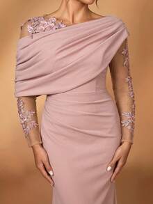 Serin 优雅浪漫奢华弹力针织撞色网纱不对称肩部修身鱼尾裙，适合晚宴、约会、舞会、度假、婚礼、新娘礼服、母亲礼服、情人节等场合。 - 淺粉色 - 查看 6