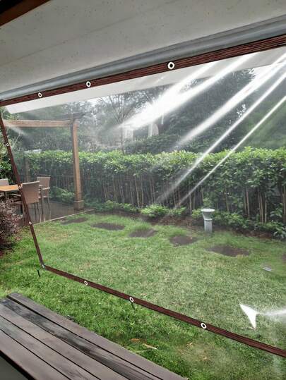 防水布、防雨布房车遮阳篷扩展连接件，透明防雨外罩，采用防风防雨耐用材料制成，是雨天和刮风天气下户外房车、露营、房车、阳台、花园家具、温室和冬季柴火存放的必备品。