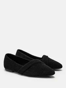 CUCCOO CURVES Women's Fashion Versatile Commuter Wide Fit Flats - Black - View 10