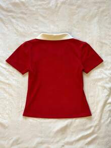 Glimmora 女士字母印花撞色 Polo 领短袖休闲 T 恤 - 紅色 - 查看 2