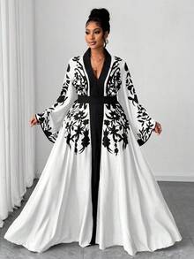 Maweii Vestido maxi elegante de manga larga con cuello en V y estampado floral, talla grande - Blanco y Negro - Ver 3