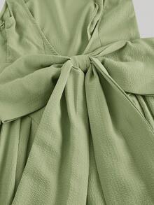 SHEIN MOD 露背蝴蝶结A字中长连衣裙，婚纱，约会礼服，情人节礼服 - 綠色 - 查看 3