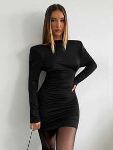 Aloruh 女士秋冬新款通勤休闲棕色高领褶皱修身迷你连衣裙 - 黑色 - 查看 7