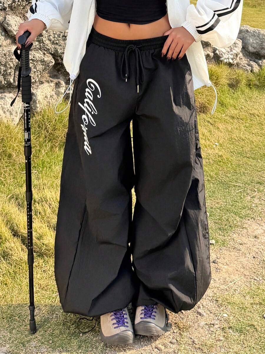 Muchica 女士美式街头字母印花宽松裤 - 黑色 - 查看 1