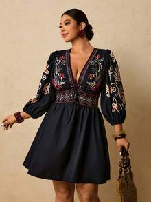 Travachic Váy ngắn cổ chữ V in họa tiết hoa Bohemian cỡ lớn, thắt nơ phía trước, tay dài, phong cách ngày lễ thường ngày, mùa thu - màu đen - Xem 4