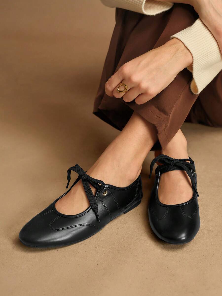 Rosivie 女士休闲百搭系带平底鞋 - 黑色 - 查看 1