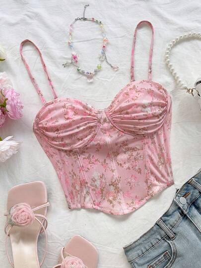 Soleia 大码浪漫复古花卉网纱吊带背心，适合女士度假、约会、下午茶、音乐节、波西米亚风、春夏、狂欢节等场合。夏季、女士度假、女士假日、女士海滩、狂欢节。